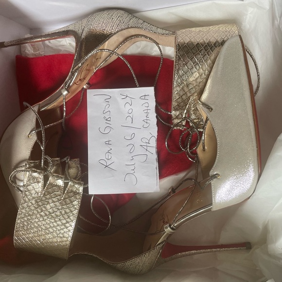 SOLD …..Brand New Corsankle 100 lace up Gold Pump - Picture 2 of 8